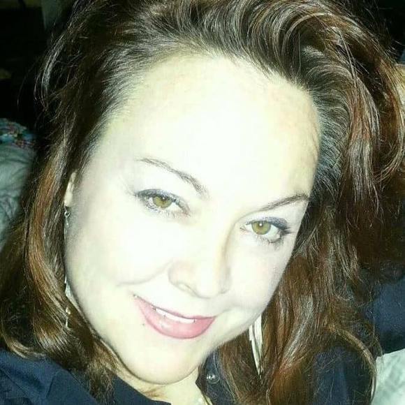 Meet your Posher, Linda - Picture 1 of 1